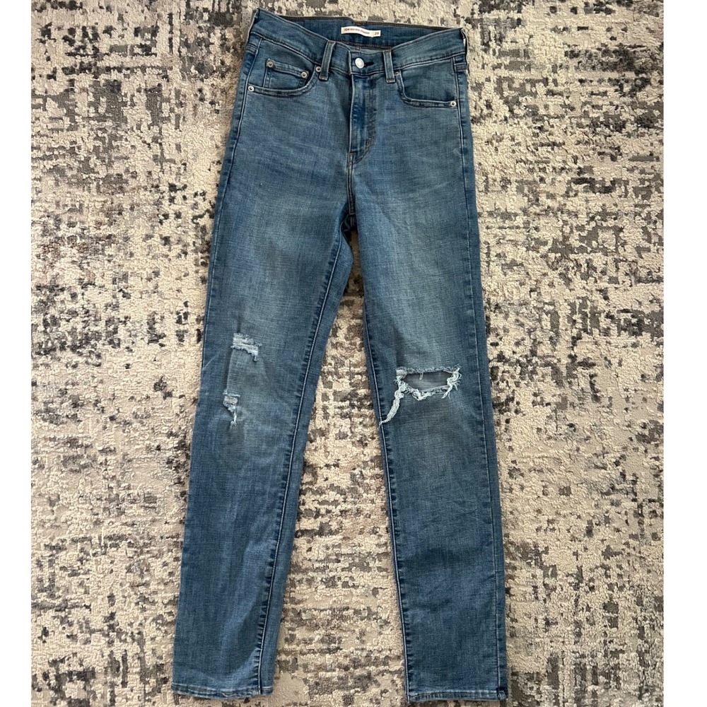 Levis 724 High Rise Straight Distressed Jeans Medium Wash Blue Size 28